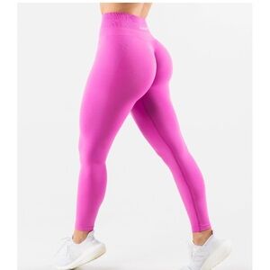 ALPHALETE Amplify Leggings